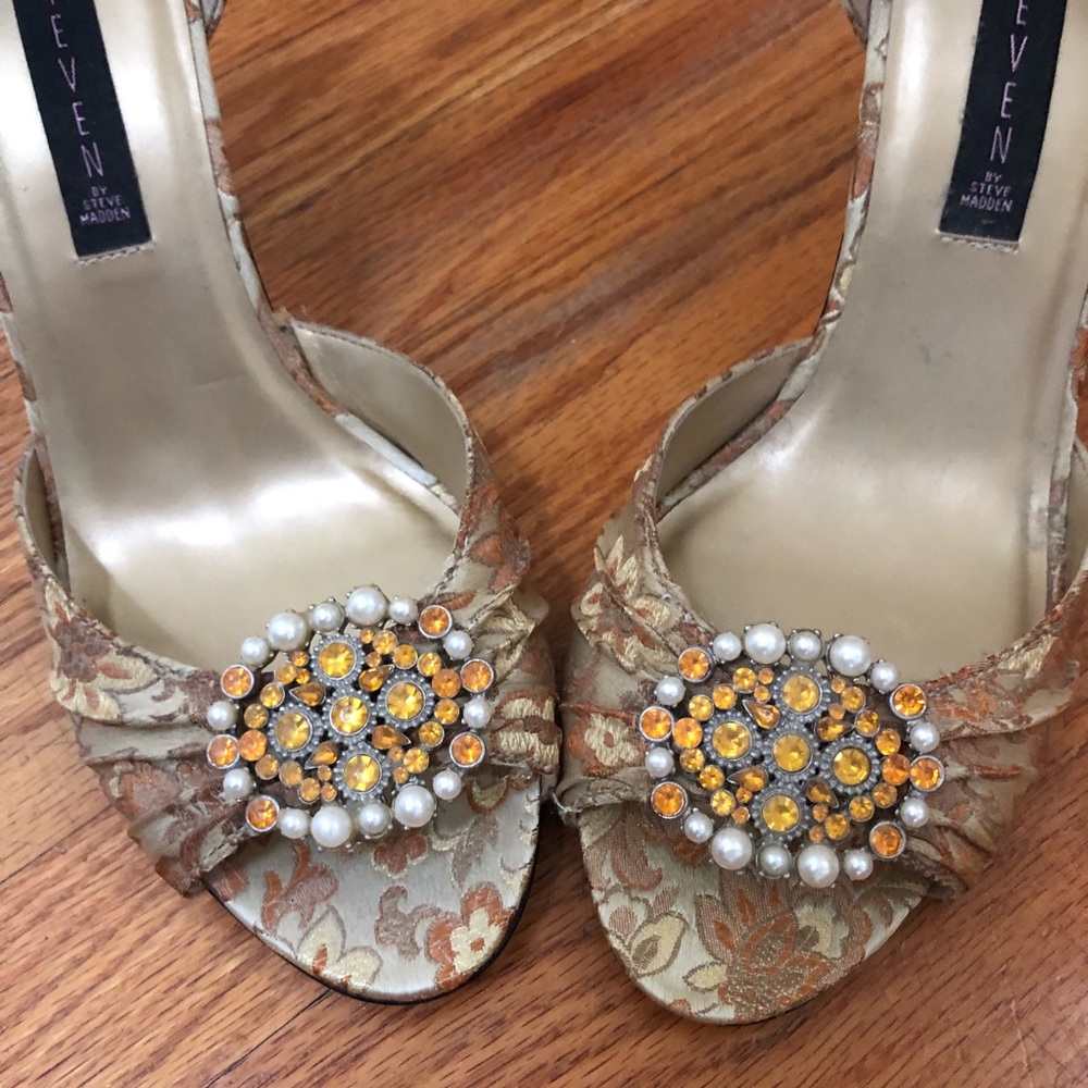 Vintage Steven peep toe heels